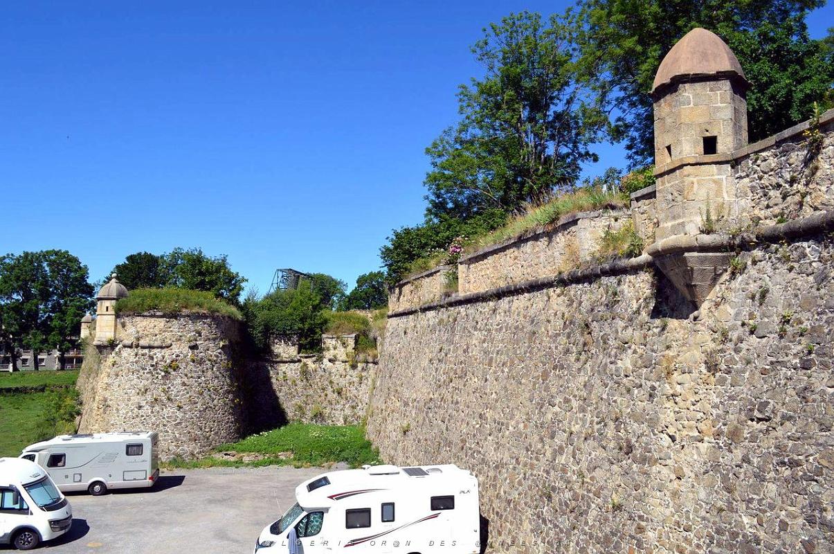 Mont Louis citadelle 030.jpg